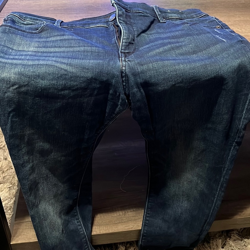 Express Jeans. Size 16 s. Skinny Jeans. Super Cute. Ankle legging Mid Rise.
